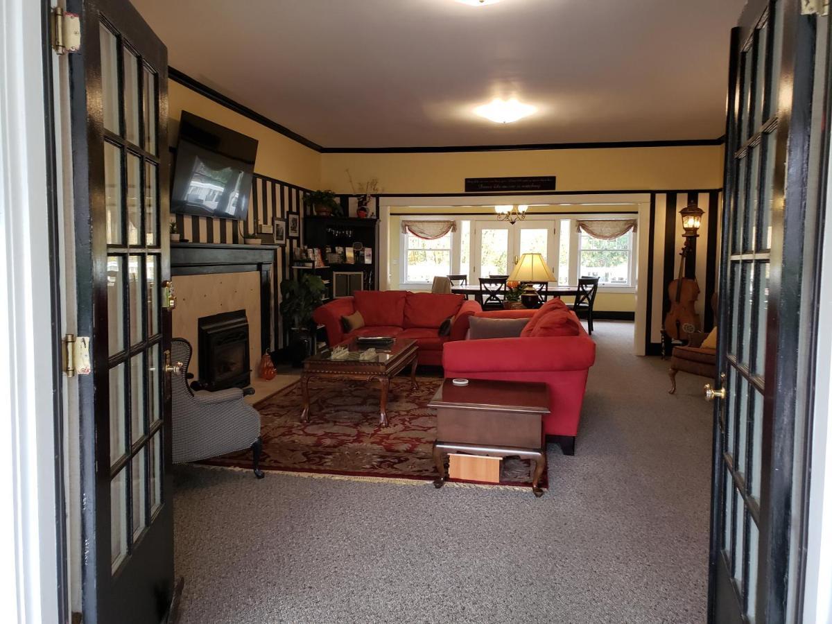 Bayberry Inn B&B And Oregon Wellness Retreat Ashland Extérieur photo