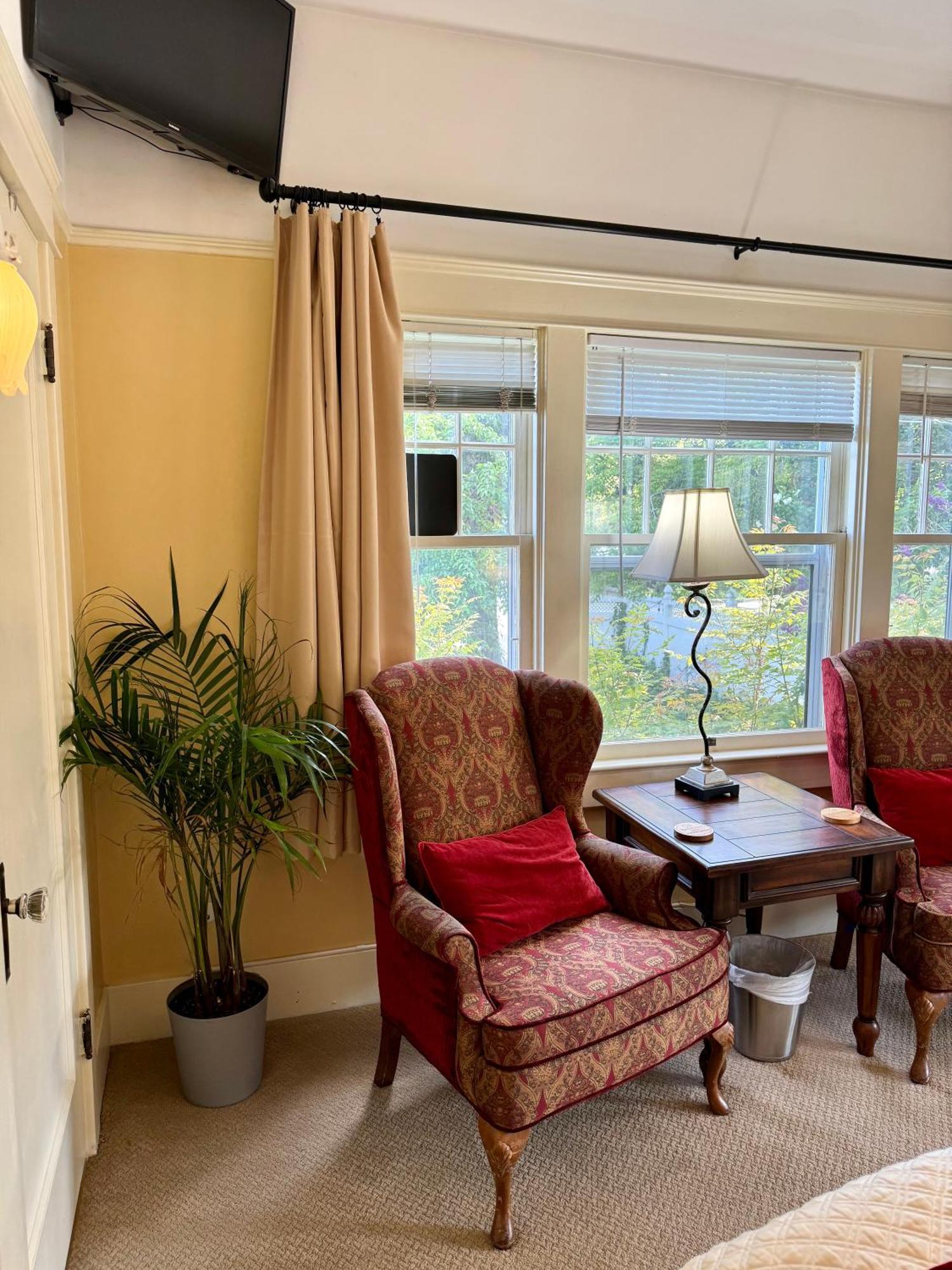 Bayberry Inn B&B And Oregon Wellness Retreat Ashland Extérieur photo